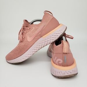 Nike Womens Epic React Flyknit Marathon
Running